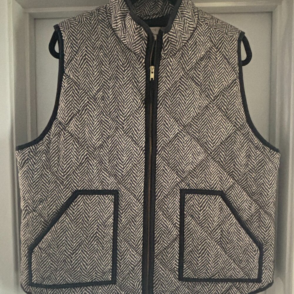 Classic JCrew Black and White Vest